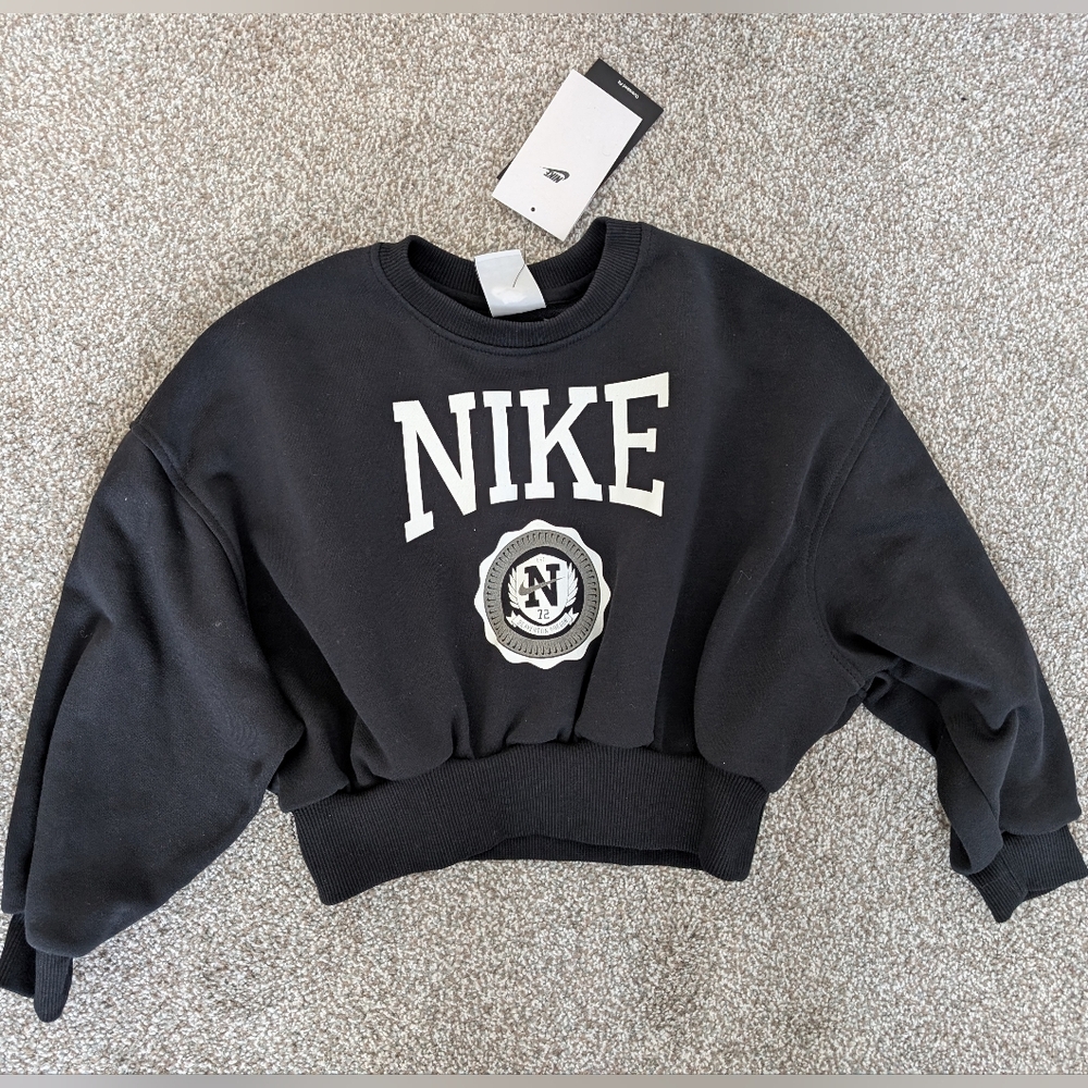 Nike Girls Black Crew Neck Logo Sweatshirt XS